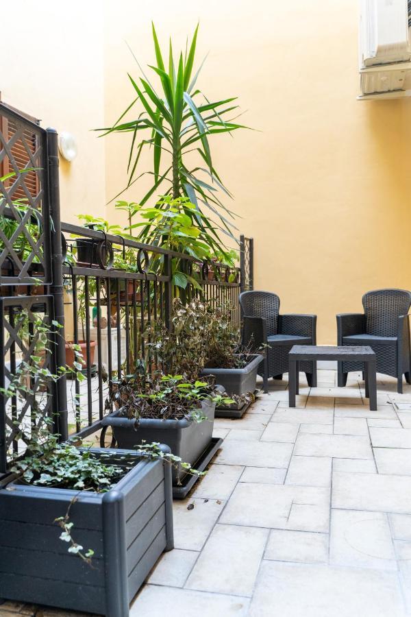 Mama House Hotel Milan Bagian luar foto